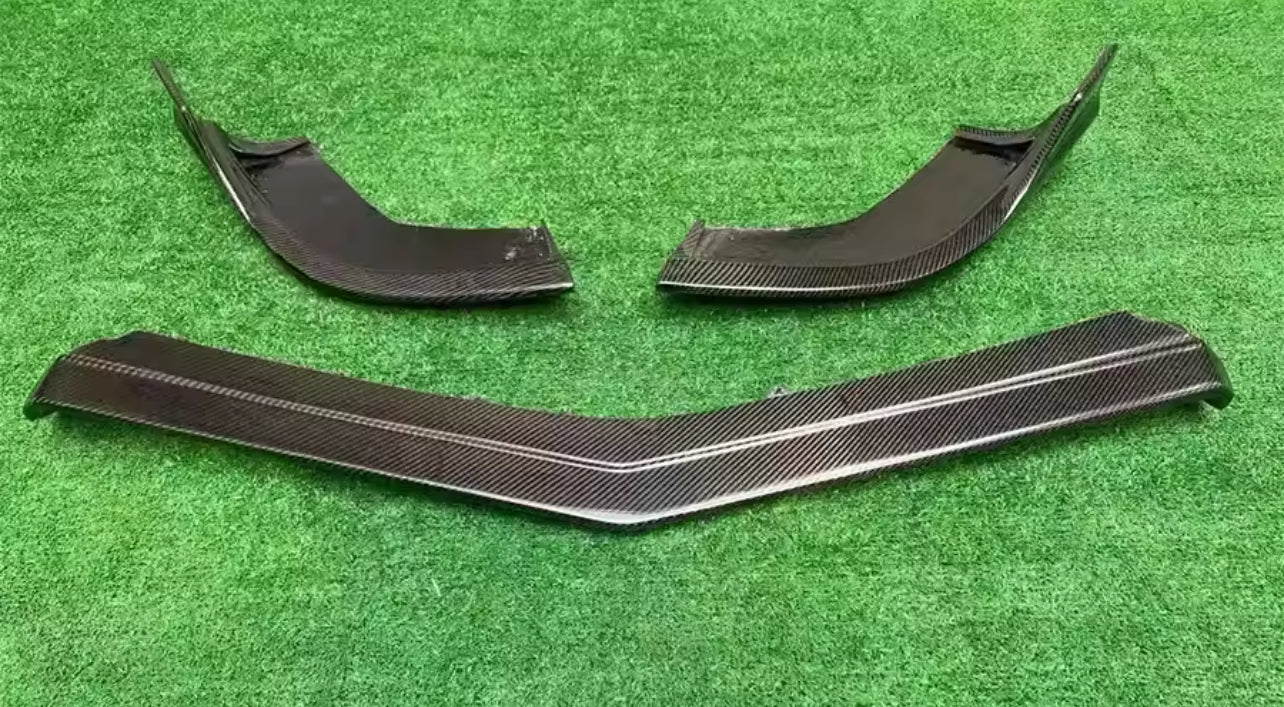 Mercedes W218 CLS350/CLS63 Carbon Fiber Front Lip 2011-2013